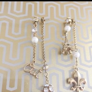 BETSEY JOHNSON "OUI" PARIS EARRINGS EIFFEL TOWER CRYSTAL